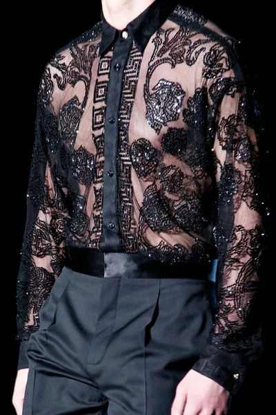 Look 69